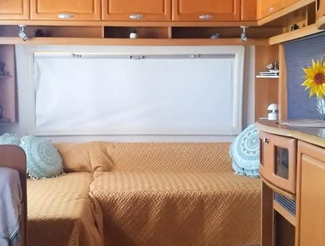 Caravana The Black Pearl キャンプ場 バルチク